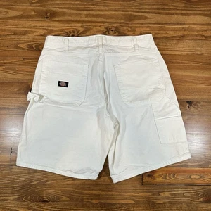 Vintage Dickies White Carpenter Shorts Painter 90s Workwear Mens Size 36 - Picture 1 of 11