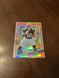 2023 Donruss Chase Brown Optic Rated Rookie Preview Holo RC #318 Bengals - Picture 1 of 2