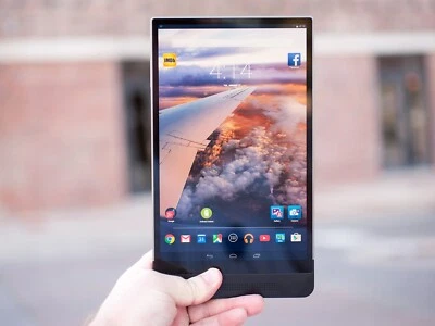 Dell Venue 8 7840 OLED 16GB, Wi-Fi, 8-Inch - Black Tablet - Image 1 of 3