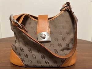 Dooney and Bourke Monogram Bag Camel Hobo Schulter Jacquard Handtasche - Bild 1 von 12