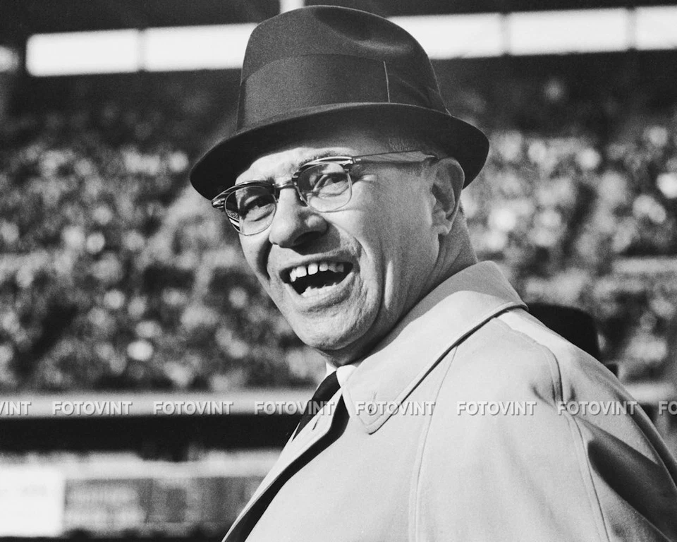 Vince Lombardi GREEN BAY PACKERS Photo Picture FOOTBALL 8x10 11x14 16x20 (VL3) - Image 1 of 1