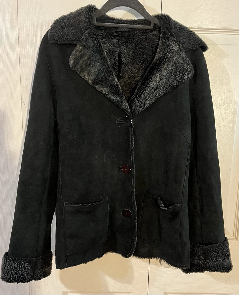 Chaqueta de piel de oveja Barney’s New York de cuero genuino negra vintage talla 38/8 Foto 1 de 4