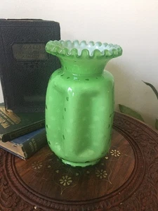 Seltene 1950’s Fenton Apple Green Overlay Glas Bubble Optic Pinch Vase - Bild 1 von 8
