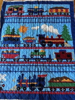 Panel de tela acolchado para cuna con motor de tren de 2 lados DreamSpinners Cranston Foto 1 de 4