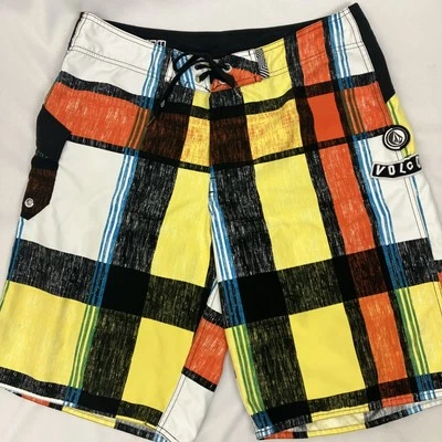 Pantalones cortos Volcom naranja, negro y amarillo para hombre talla 36 Foto 1 de 4