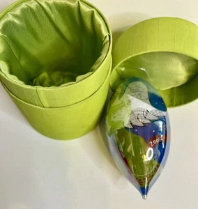 Pier One 2006 Li Bien Engel Weihnachtsschmuck handbemalt Glas 5" Träne Tropfen - Bild 1 von 6