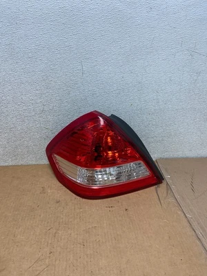 2007-2012 Nissan Versa Sedan Left Driver Lh Tail Light Oem R3541 DW - Image 1 of 4