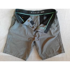 Vissla Herren 36 Upcycling Polycotton Stretch Performance grau vorne flach Shorts - Bild 1 von 7