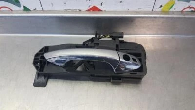 MERCEDES BENZ S-CLASS S350L W221 FRONT RIGHT DRIVER DOOR HANDLE IN SILVER - Image 1 of 4