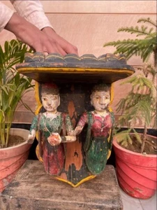 Ancient Wooden Painted 2 Angel Sculpture Figurine Wall Fix Bracket Stand Panel - Picture 1 of 10