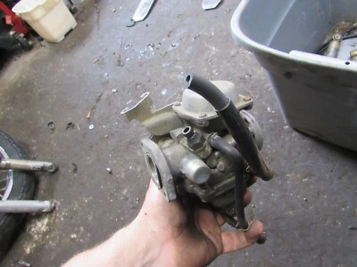 Carburador Honda CB250 2002 Nighthawk Foto 1 de 2