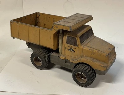 Camión de volteo hidráulico de anclaje Toy Ertl McClinton 1/16 International Navistar Foto 1 de 4