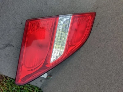 2001–2003 LEXUS LS430 Left Driver Inner Tail Light OEM — 第 1/4 张图片