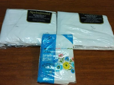 Conjunto de lençóis Springmaid tamanho duplo plano e ajustado com fronhas florais padrão - Imagem 1 de 4