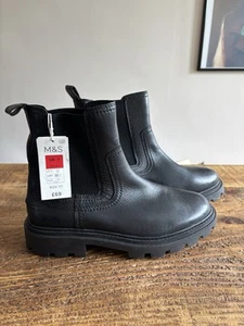 M & S Lederstiefel UK 7 schwarz Leder neu mit Etikett - Bild 1 von 7