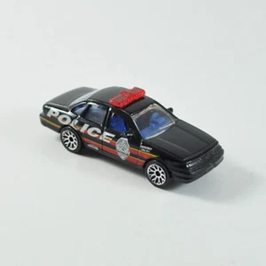 Matchbox - Ford Crown Victoria - Police - Polizei - 1:70 - 1996 - Bild 1 von 4
