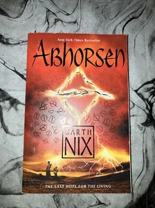 Abhorsen by Garth Nix Great Paperback BESTSELLER NEW - Imagen 1 de 5
