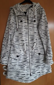 Schöner Parka Regenjacke mit Kapuze Gr. M "Alife &Kickin" - Bild 1 von 3