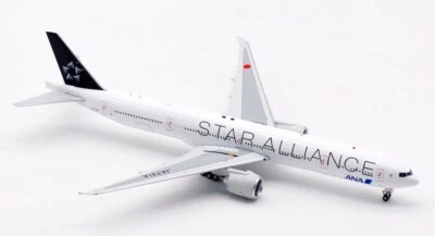 1:400 AV400 Star Alliance (All Nippon Airways) Boeing 777-381/ER JA731A *LAST* - Image 1 of 4