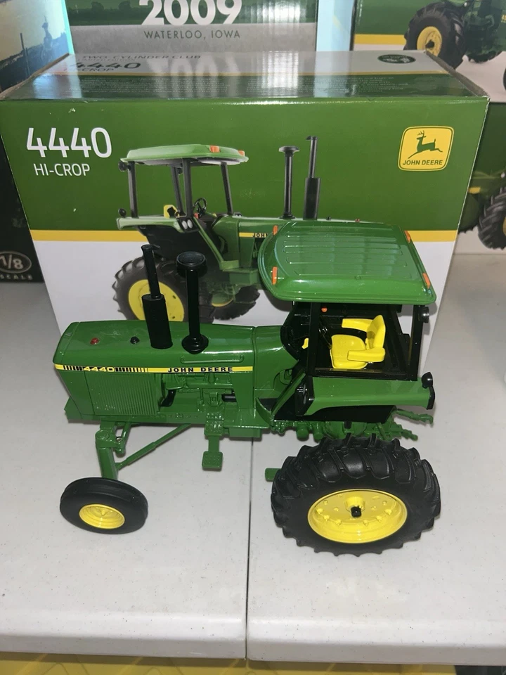 1/16 John Deere 4440 Hi-Crop Two Cylinder Club 2021 - Image 1 of 4
