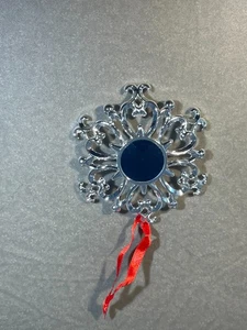 Lenox Bejeweled Snowflake Silverplate Christmas Ornament Sapphire Blue (1086) - Bild 1 von 2