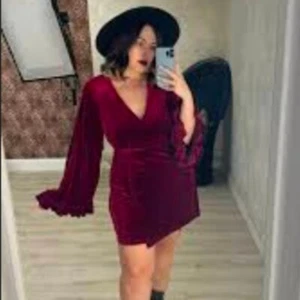 Little City Rock Weinrot Samt Wickelkleid Größe 16 - Bild 1 von 10