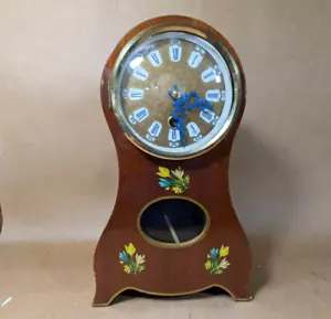 Reloj de colección URSS soviético CCCP de madera para piezas o reparación - Imagen 1 de 19