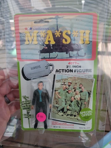 Vintage Mash M*A*S*H TRISTAR INTERNATIONAL PUNCHED HAWKEYE Sealed Cover
