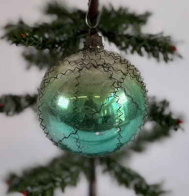 779/25  1x alter Weihnachtsschmuck Christbaumschmuck Kugel Leonischer Draht - Bild 1 von 4