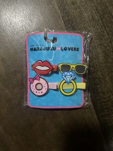 Harajuku Lovers Dog Fashion Hair Clips - Picture 1 of 2