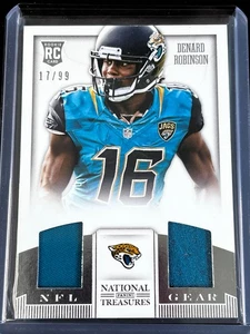 2013 National Treasures Rookie NFL Gear Materials Dual/99 Denard Robinson #6 RC - Foto 1 di 2