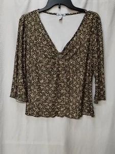 L.E.I. Women's XL Pullover Stretch Shirt Top 3/4 Sleeve Olive Gold Geometric EUC - Picture 1 of 6