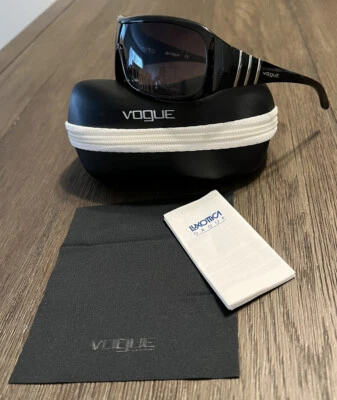 VoguE Sunglasses (unisex) - Image 1 of 4