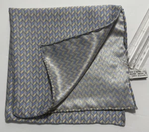 Handmade in Italy Pocket Square Blue  Geometric Pattern 100% Silk  12.5" x 12.5" - Picture 1 of 6