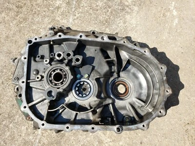 04-08 ACURA TSX 6 Speed BELL HOUSING Manual Transmission case half K24 ASU5 MT - Image 1 of 4