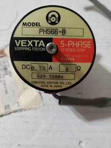 VEXTA PH566B Oriental Stepping Motor PH566-B DC 0.75A 7912 - Afbeelding 1 van 8