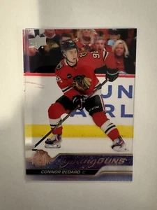 2023-24 UPPER DECK YOUNG GUNS CLEAR CUT # 451 CONNOR BEDARD CHICAGO - Photo 1 sur 6