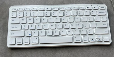 Anker Ultra Compact Bluetooth Keyboard (A7721, White) - Image 1 of 4