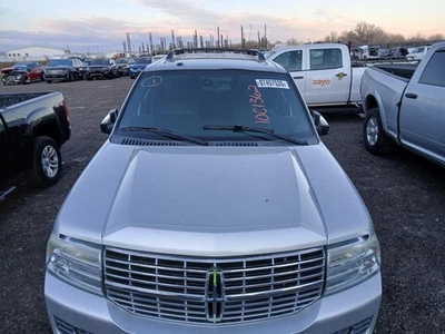Capô usado serve: 2010 Lincoln Navigator grau A - Imagem 1 de 4