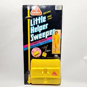 1988 O-Cedar Little Helper Sweeper Deluxe - NOS - Bild 1 von 4