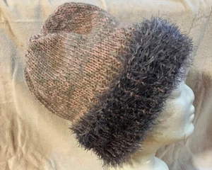 6 Mütze Handarbeit Unikat Fashion Einzelstück - Bild 1 von 4