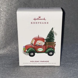 2019 HALLMARK KEEPSAKE ORNAMENT HOLIDAY PARADE SERIES FIRST ISSUE NIB - Picture 1 of 4