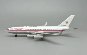 Phoenix-models 11956 1:400 Ilyushin IL96-300 Russia government RA-96012 - Picture 1 of 1