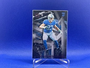 Panini Chronicles GK NFL 2022 Detroit Lions Aidan Hutchinson (RC) #GK-10 púrpura - Imagen 1 de 2