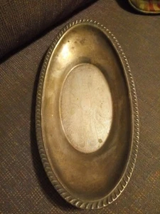 Oval Bread Dish Silverware - Picture 1 of 2