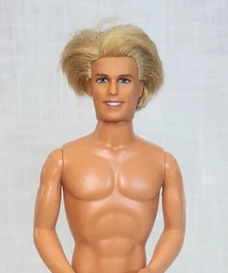 Mattel 1968 Ken Puppe verwurzelte blonde Haare und blaue Augen - Bild 1 von 6