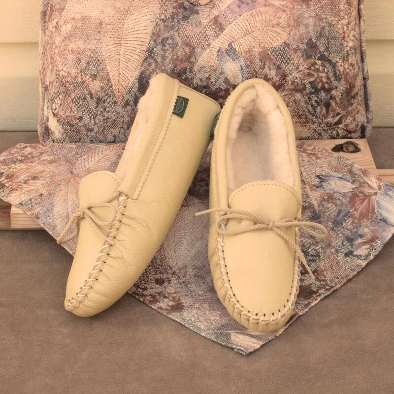 Womens Softsole Sheepskin Slippers Made In USA - 2 Colors - Free Shipping - Image 1 of 1