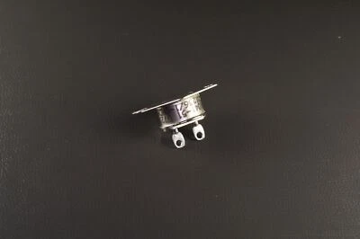 M24236/1-CHDHBL Klixon Thermostatic Temperature Switch SPST 1.26" L x 0.64" D 2A - Image 1 of 2