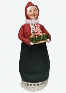 Bandeja de mimbre festiva Byers Choice Holly Jolly Mrs. Claus 2025 con árbol de caña de caramelo - Imagen 1 de 2
