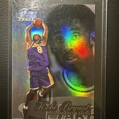 1999 年 Flair Showcase KOBE BRYANT Power Holo #32 洛杉矶湖人名人堂曼巴 — 第 1/2 张图片